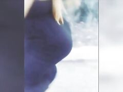 Dumb booty walkin