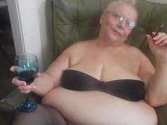 Smoking cigar